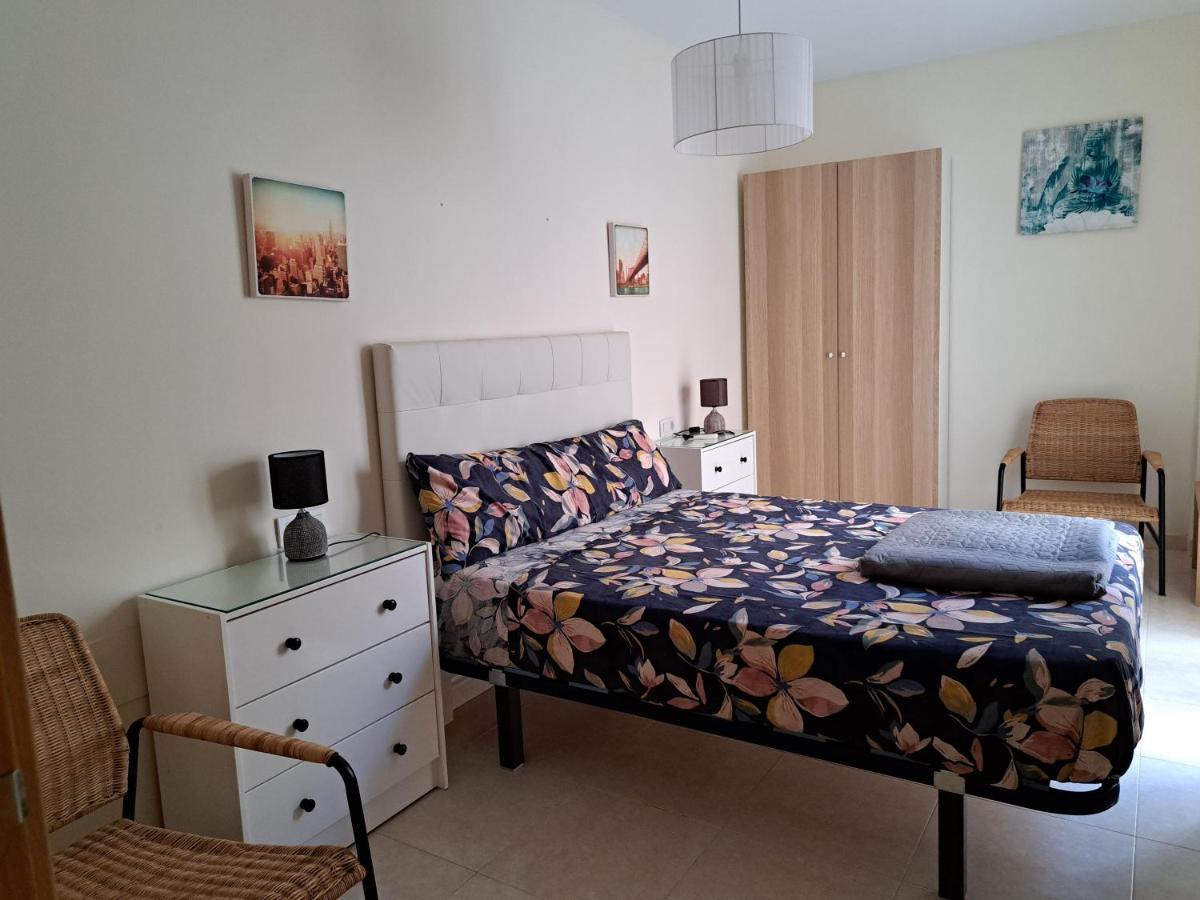 Apartamento Taray Карбонерас Екстериор снимка